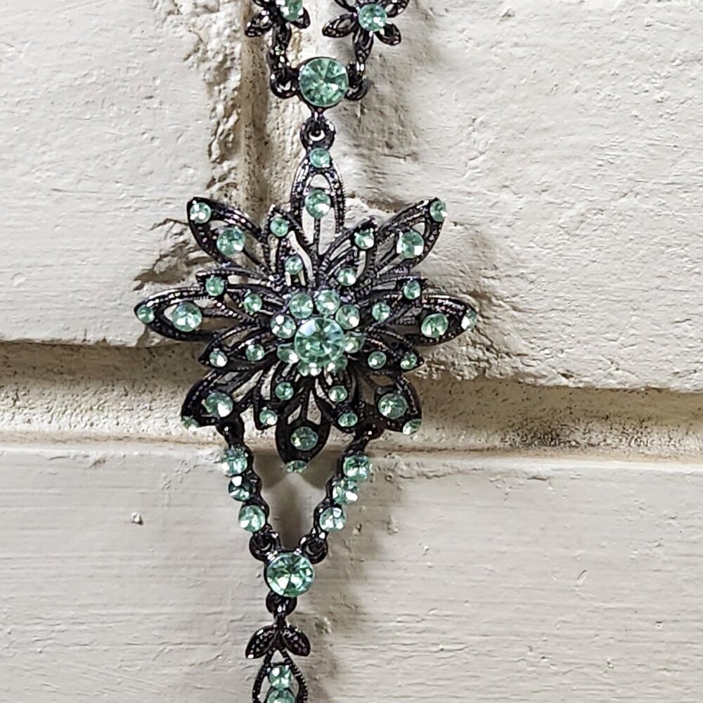 Vintage Estate Elaborate Green Crystal Flowered Drop Necklace & Earrings